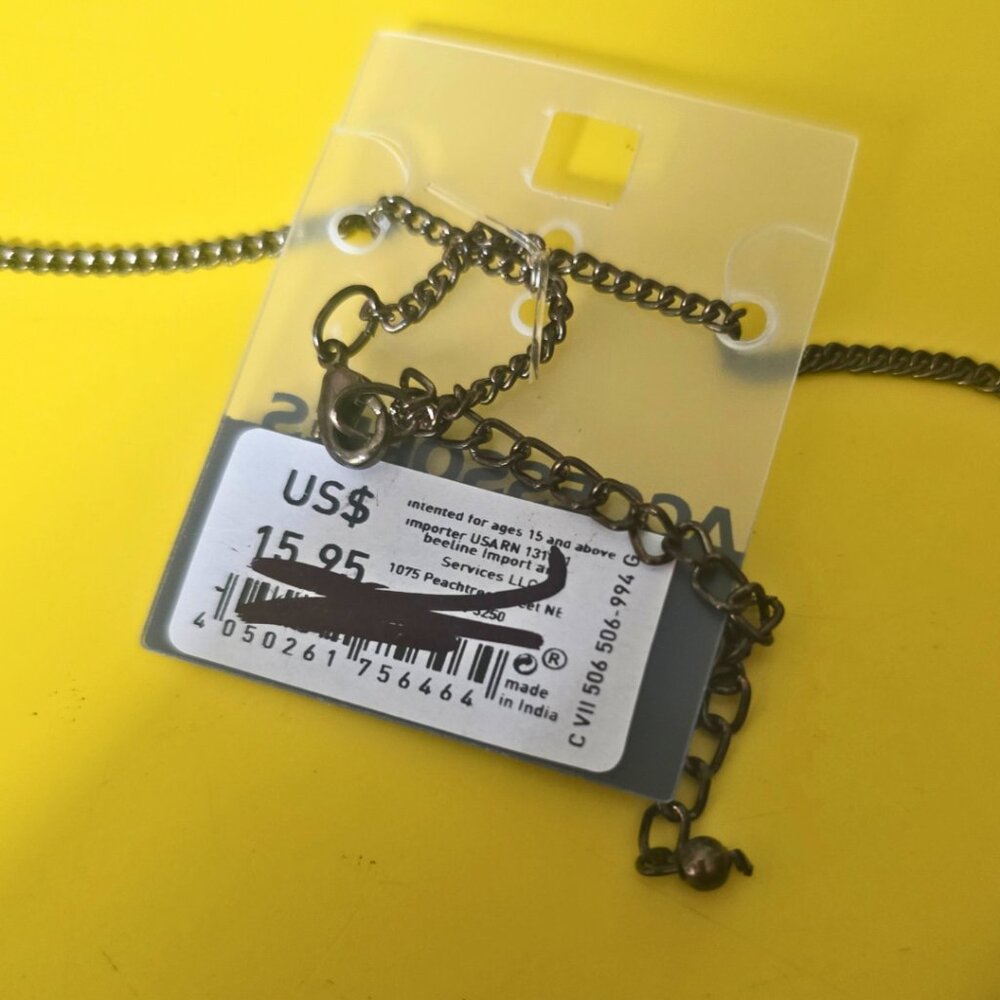 Old Navy Faux Wood Necklace NWT - Picture 4 of 4